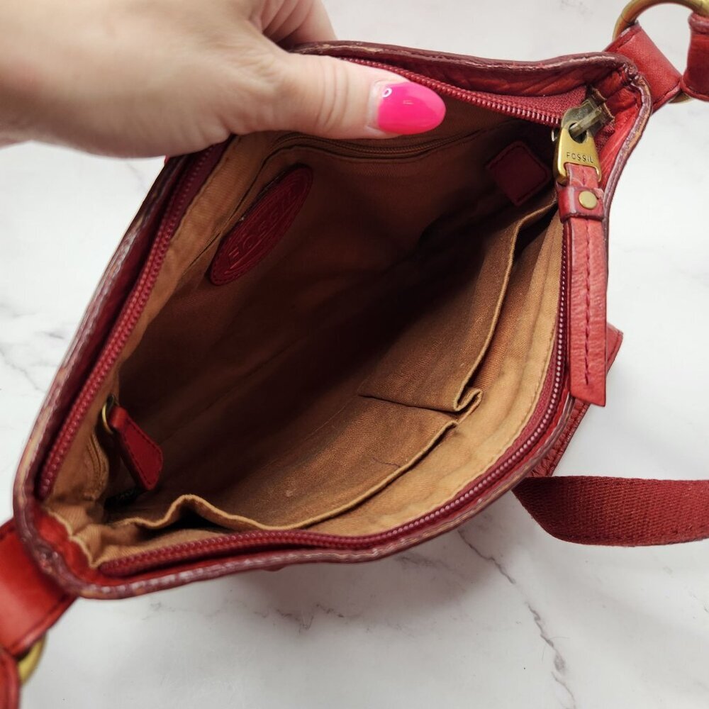 Fossil Crossbody Red Leather Bag Purse Bohemian Festival Classic Handbag - Picture 9 of 11